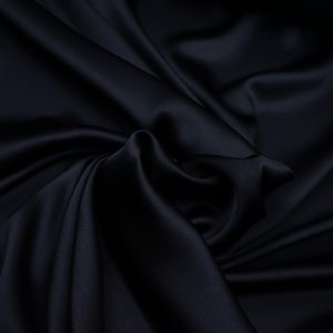 Satyna Sukienkowa I Bluzkowa W Kolorze Czarnym